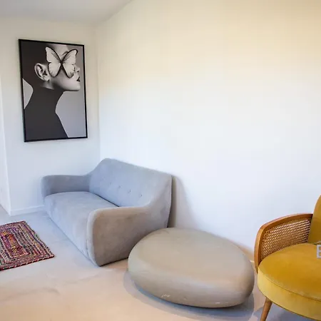 Sumptuous With Sea View And Its Renovated Outbuilding In The Heart Of * Théoule-sur-Mer