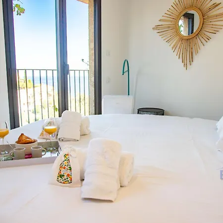 Sumptuous With Sea View And Its Renovated Outbuilding In The Heart Of 别墅 *