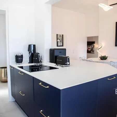 别墅 Sumptuous With Sea View And Its Renovated Outbuilding In The Heart Of *